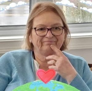 Meet your Posher, Joann